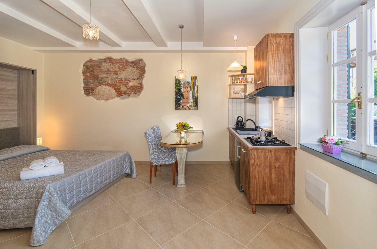 La Mandolata Dei Poeti Apartaments ルッカ エクステリア 写真